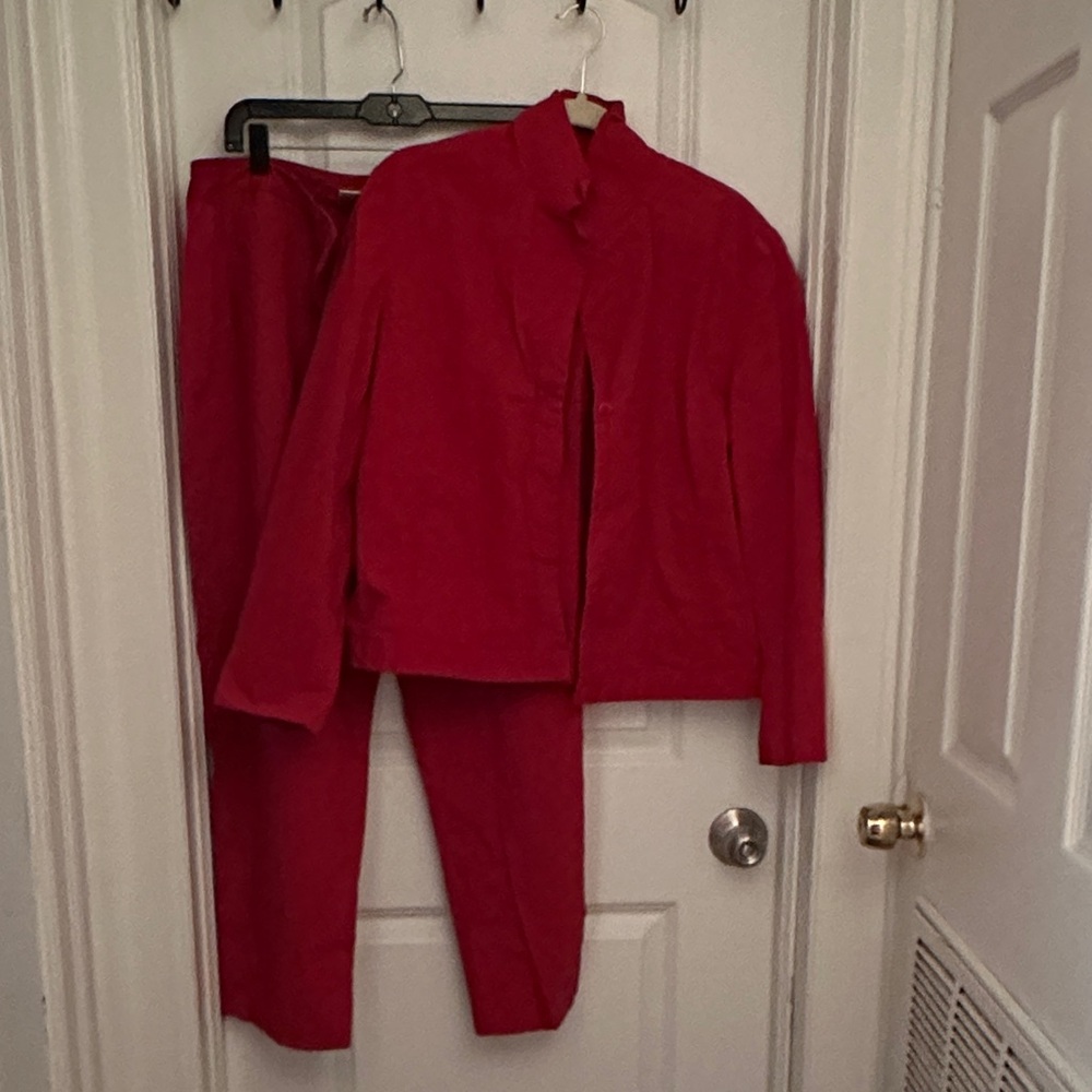 Emanuel Ungaro Bold Red Tailored Pant Suit